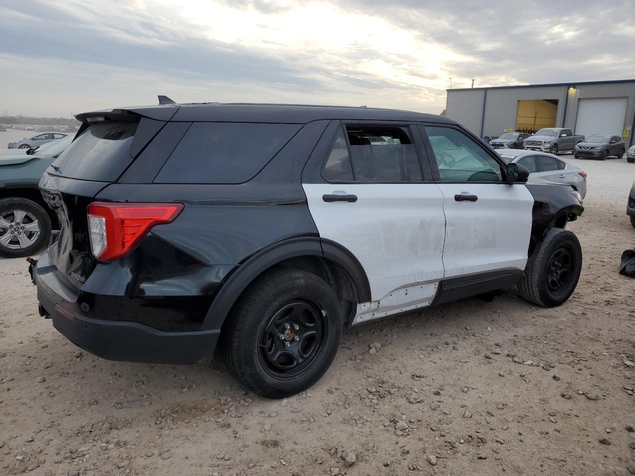2022 FORD EXPLORER POLICE INTERCEPTOR VIN:1FM5K8AB2NGC24377