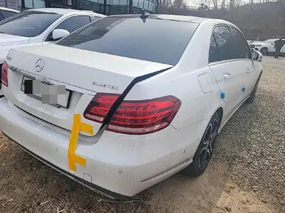 2015 Mercedes-Benz E 250 WDDHF9HB4GB273085 VIN:WDDHF9HB4GB273085