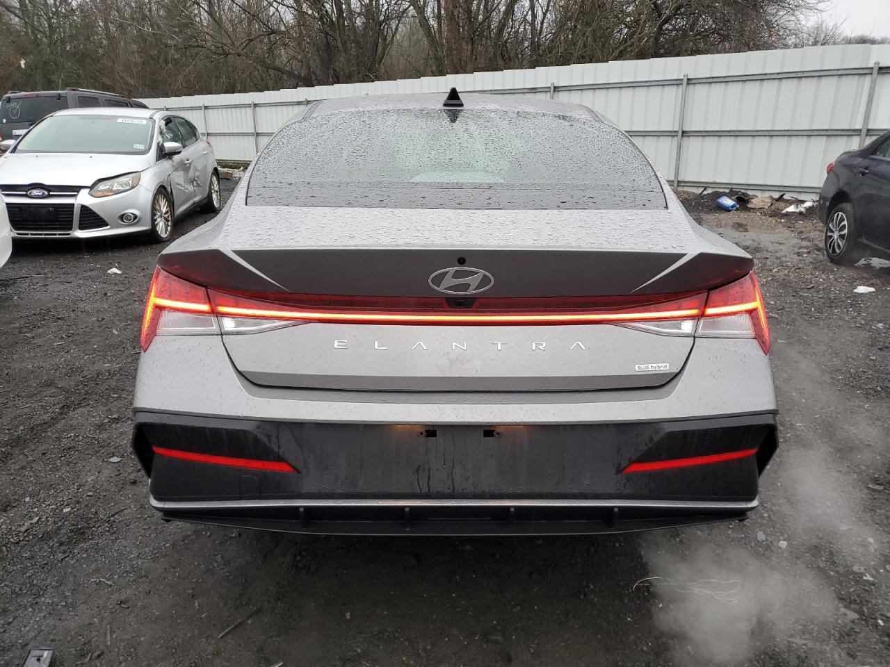 2024 HYUNDAI ELANTRA BLUE VIN:KMHLM4DJ2RU118192