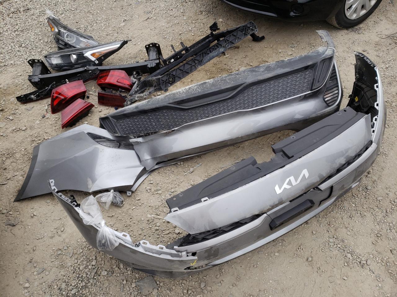 2022 KIA FORTE FE VIN:3KPF24AD2NE501385