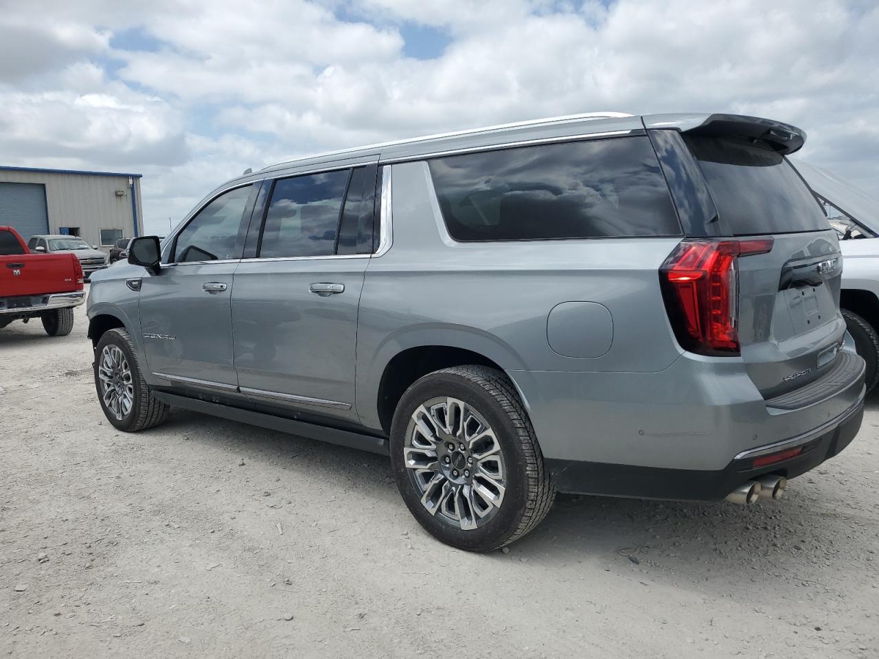 2024 GMC YUKON XL DENALI ULTIMATE VIN:1GKS2KKL6RR151489