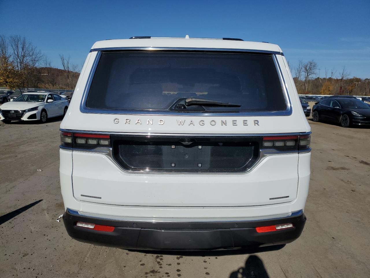 2022 JEEP GRAND WAGONEER SERIES III VIN:1C4SJVGJ0NS138022