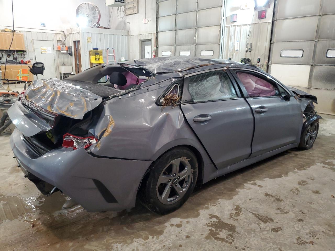 2022 KIA K5 LXS VIN:5XXG14J22NG086842