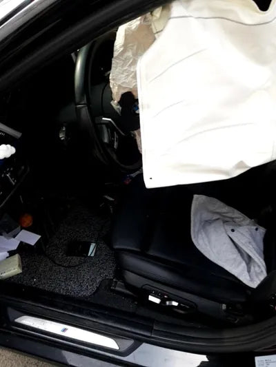 2017 BMW 320 334KMWBA8C5103HA0 VIN:334KMWBA8C5103HA0