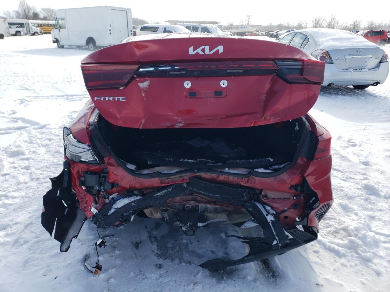 2024 KIA FORTE LX VIN:3KPF24AD8RE821784