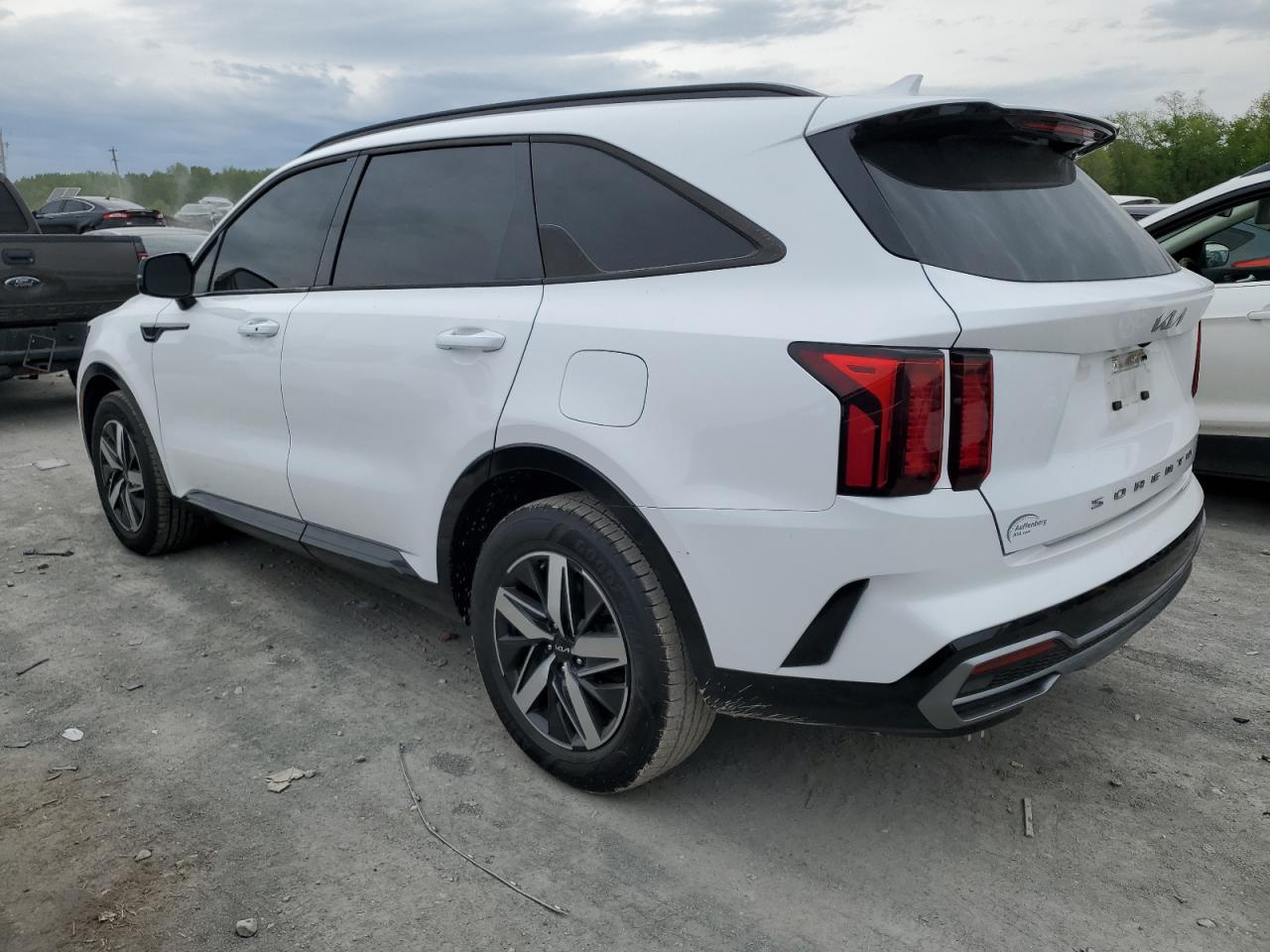 2022 KIA SORENTO S VIN:5XYRL4LC0NG093129