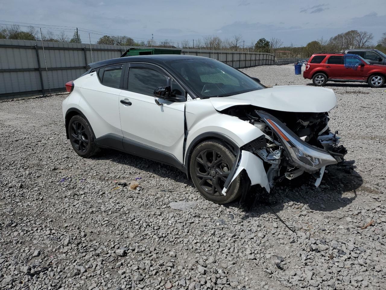 2022 TOYOTA C-HR XLE VIN:JTNKHMBX4N1133568