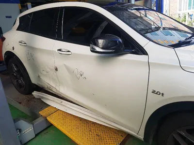 2017 Infiniti Q30 SJKCH53E2HA047897 VIN:SJKCH53E2HA047897