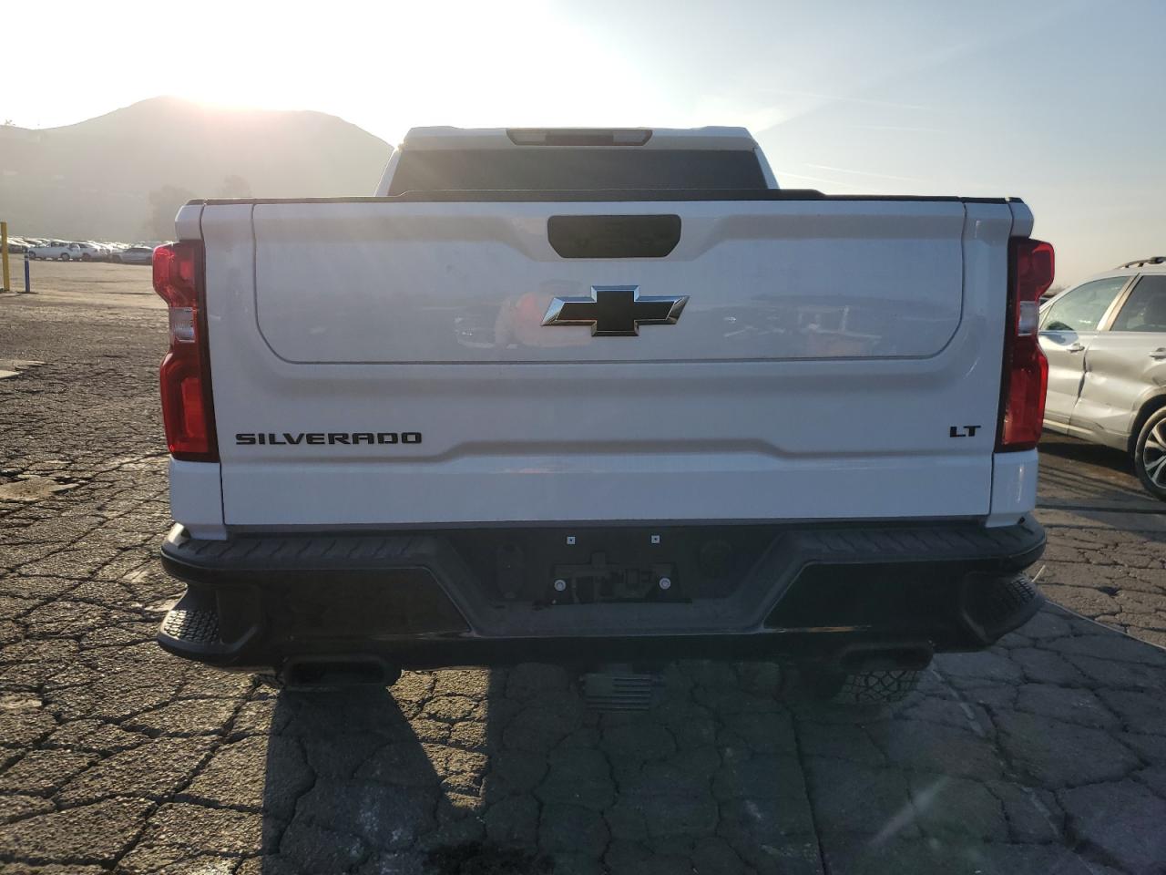 2024 CHEVROLET SILVERADO K1500 LT TRAIL BOSS VIN:3GCUDFE81RG340287