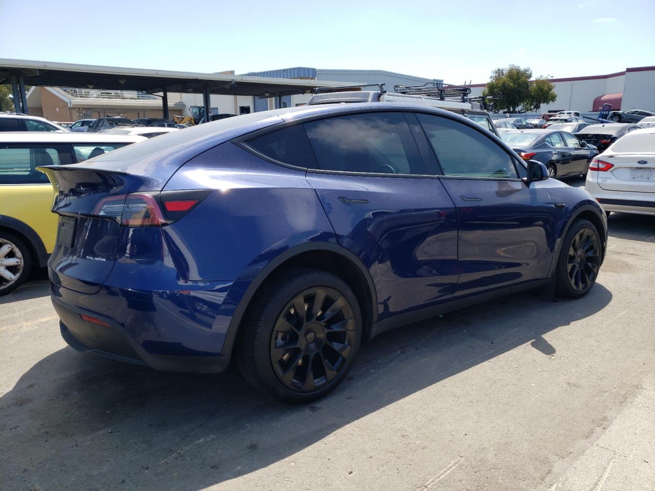 2023 TESLA MODEL Y  VIN:7SAYGDEE6PF845430