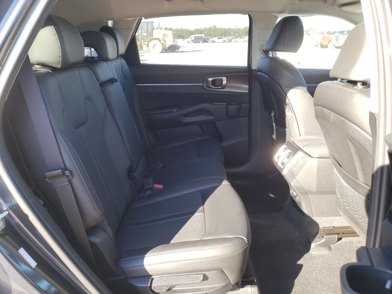 2023 KIA SORENTO S VIN:5XYRL4LC0PG230850