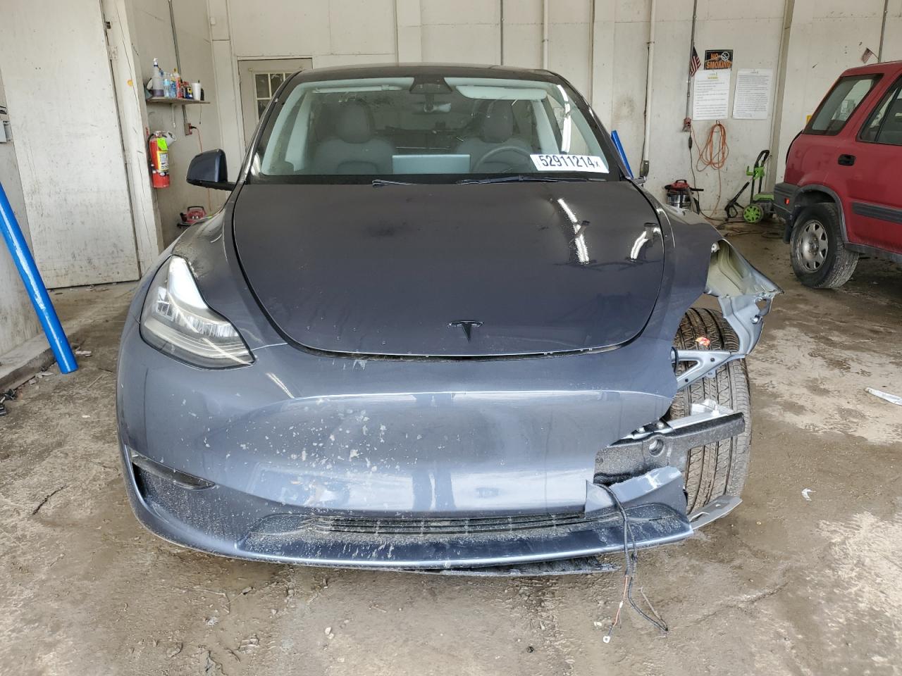 2023 TESLA MODEL Y  VIN:7SAYGDEE2PA083789