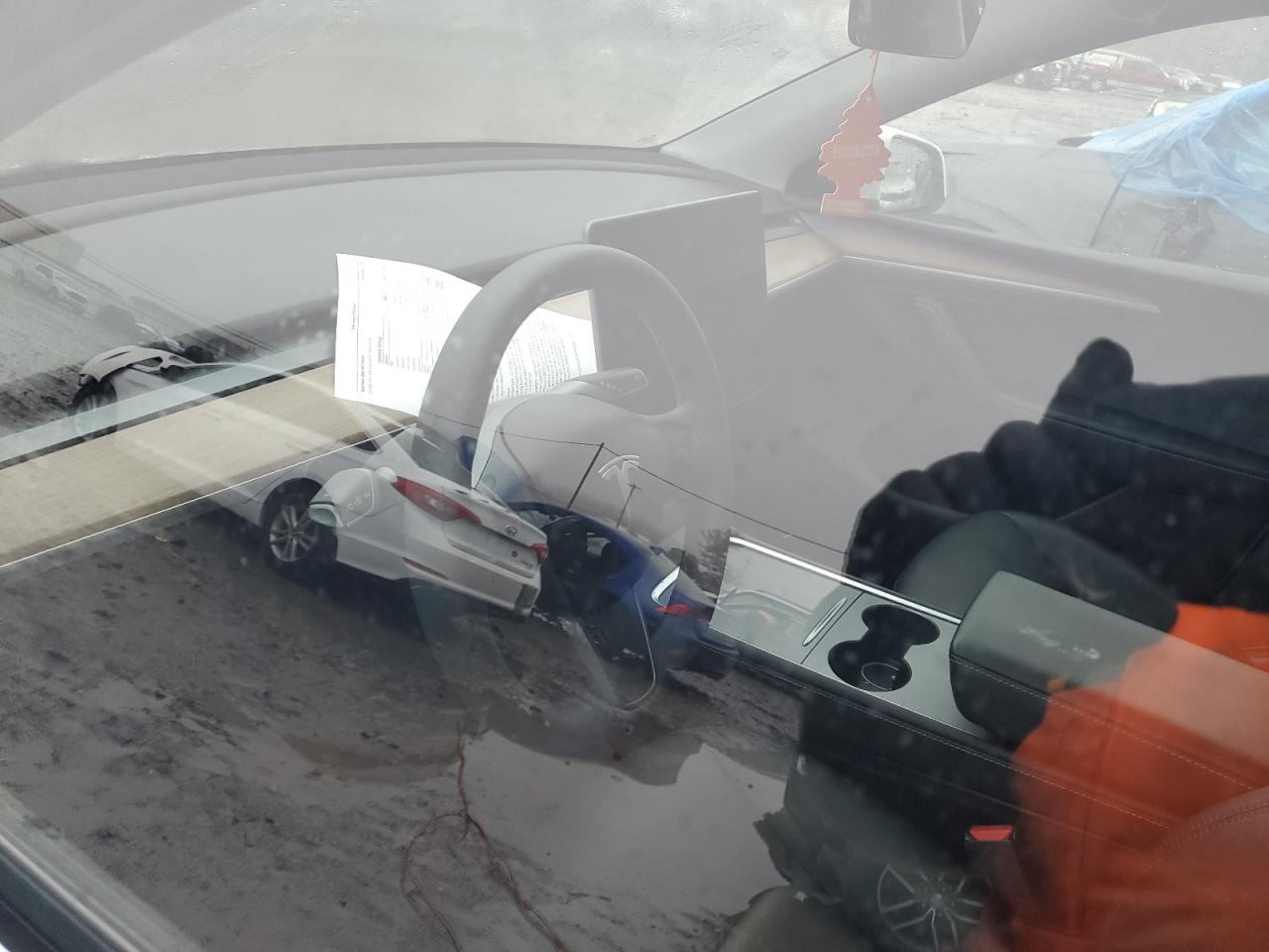 2023 TESLA MODEL Y  VIN:7SAYGDEE1PA114563