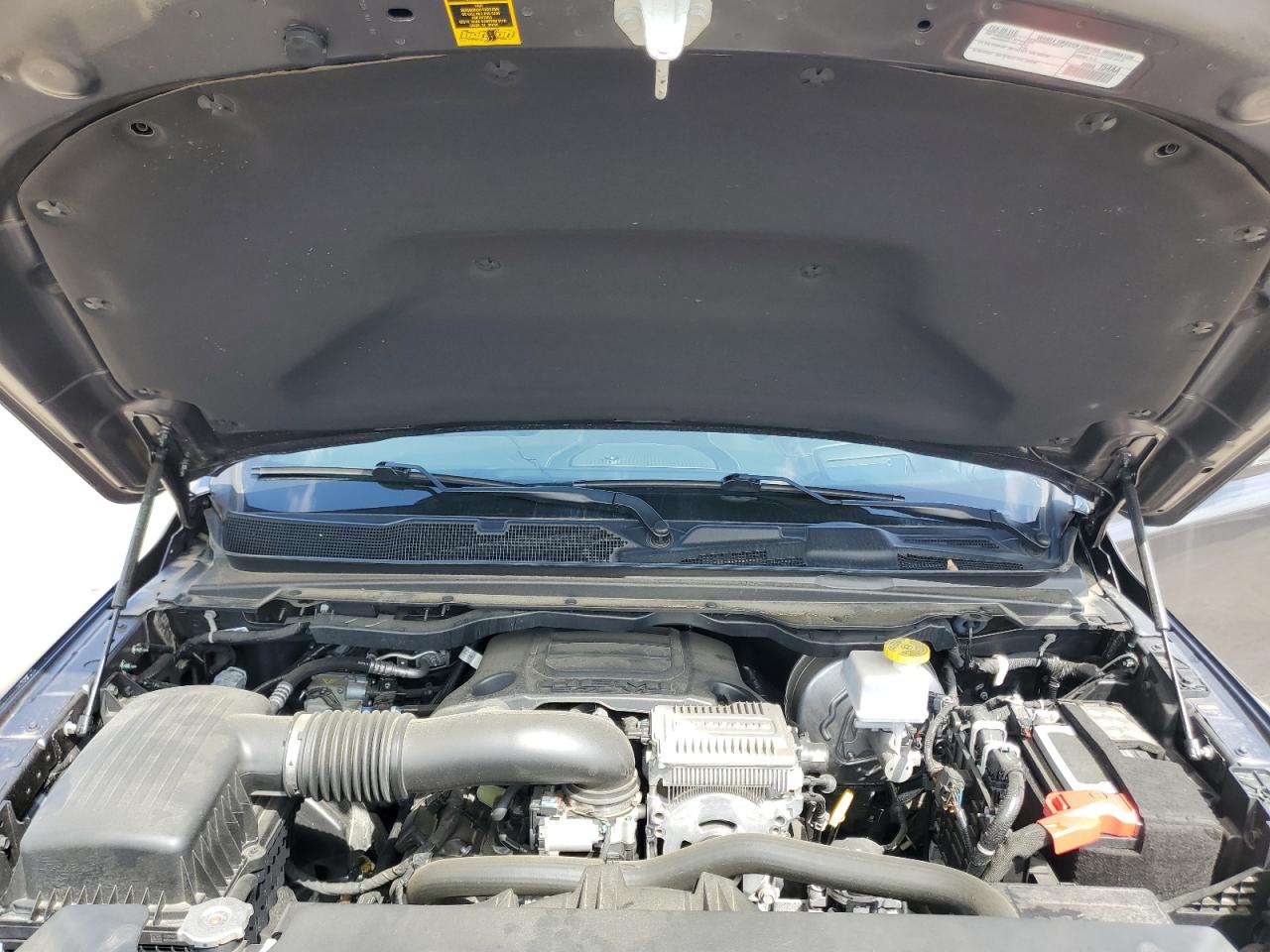 2023 RAM 1500 LIMITED VIN:1C6SRFHT2PN598127