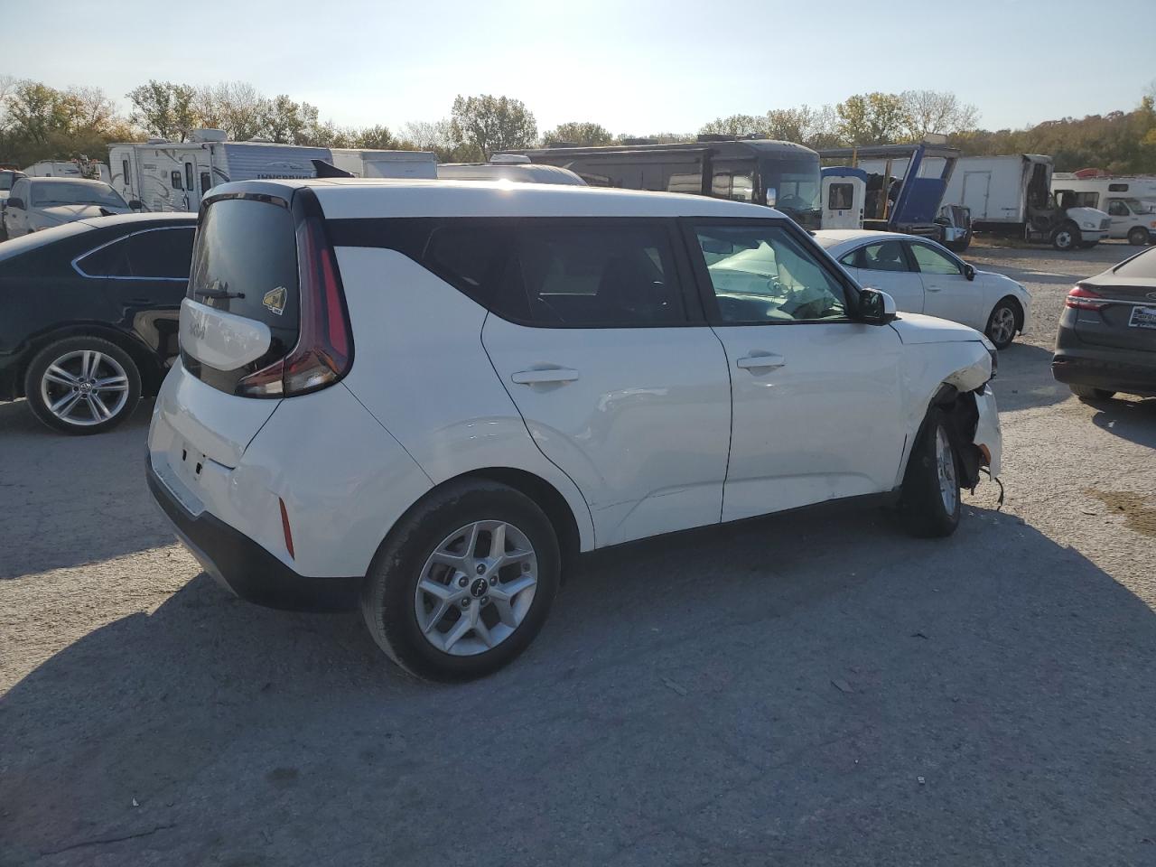 2024 KIA SOUL LX VIN:KNDJ23AU8R7896814