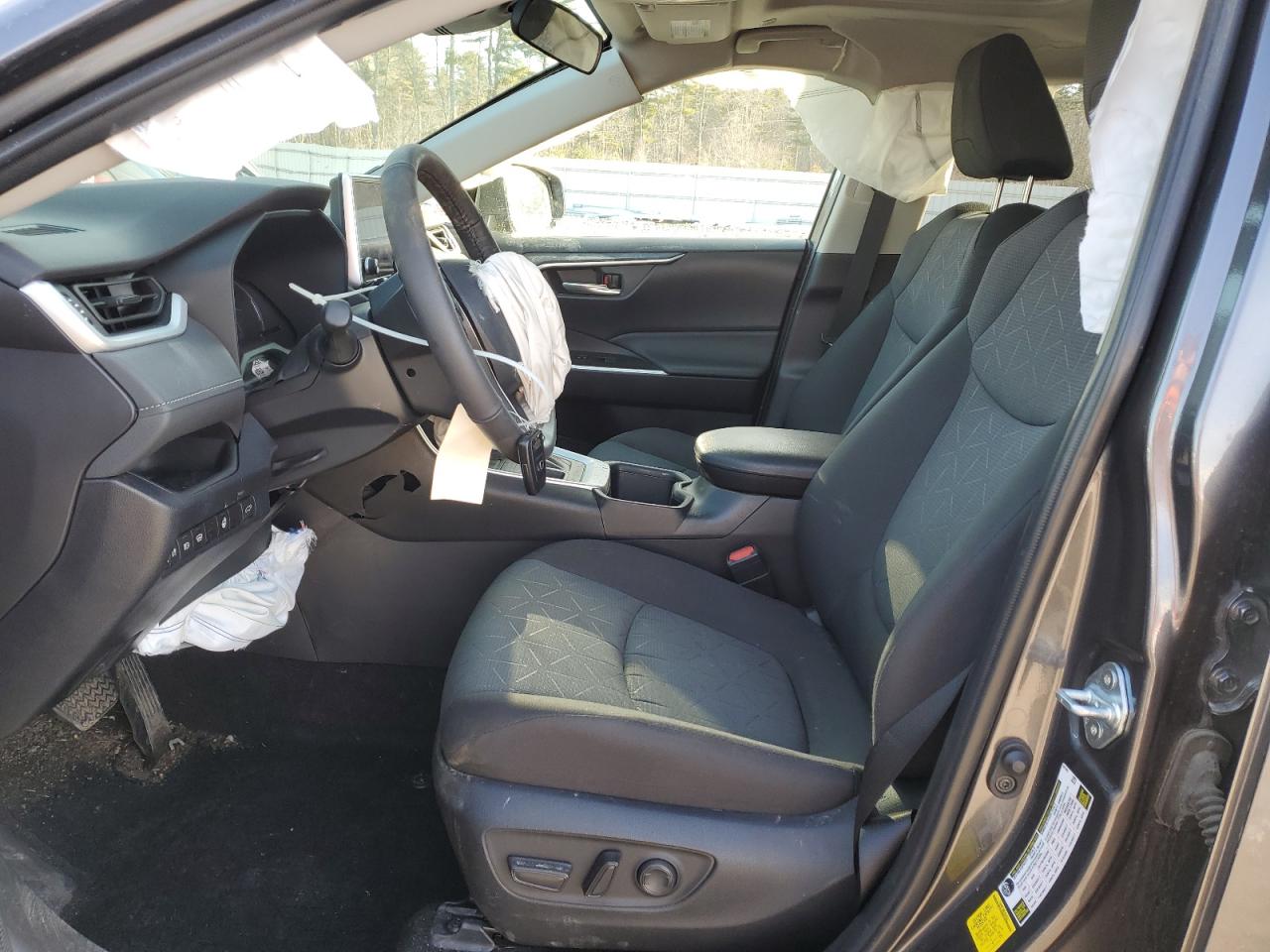 2024 TOYOTA RAV4 XLE VIN:2T3P1RFV0RC449191