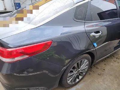 2016 Kia K5 KNAGS416BGA082404 VIN:KNAGS416BGA082404