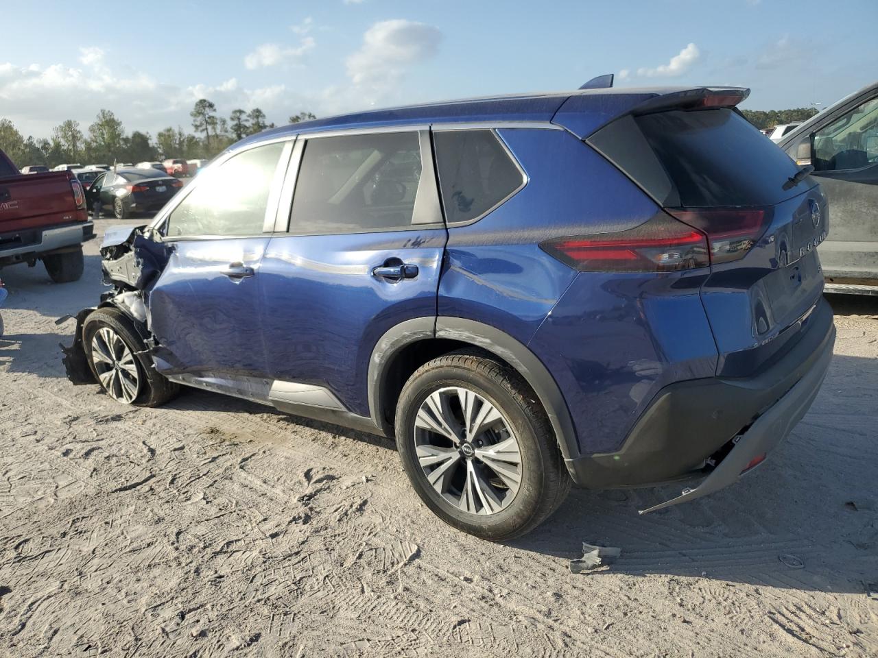 2022 NISSAN ROGUE SV VIN:5N1BT3BA2NC698832