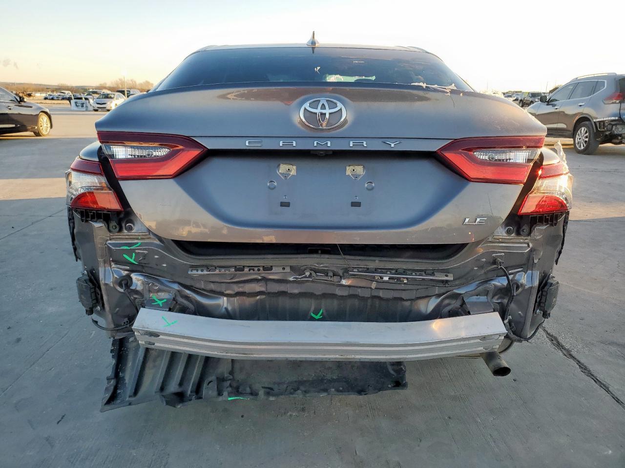 2022 TOYOTA CAMRY LE VIN:4T1R11AK7NU706386