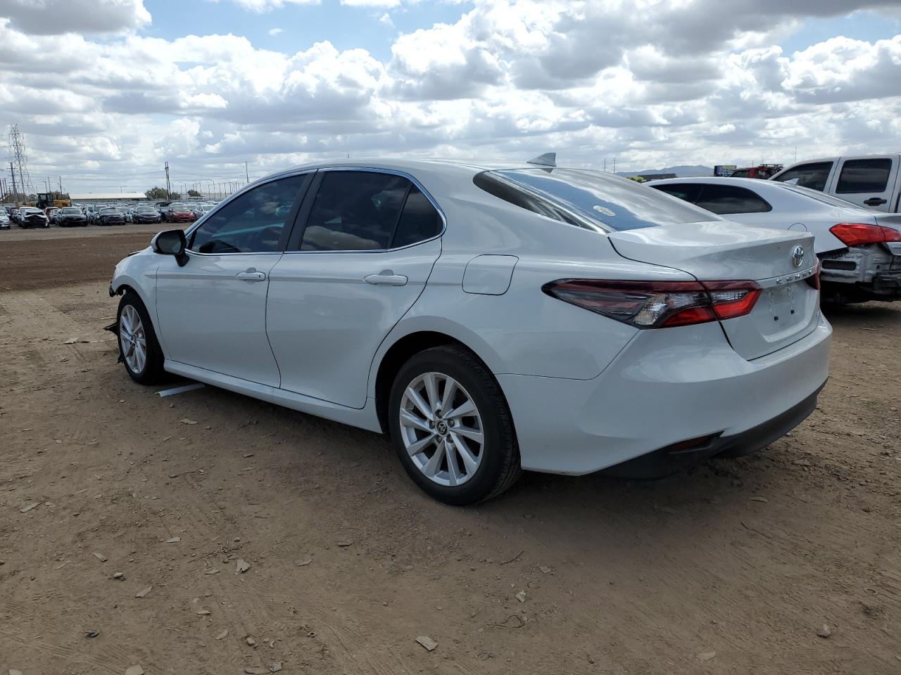 2022 TOYOTA CAMRY LE VIN:4T1C11AK4NU024426