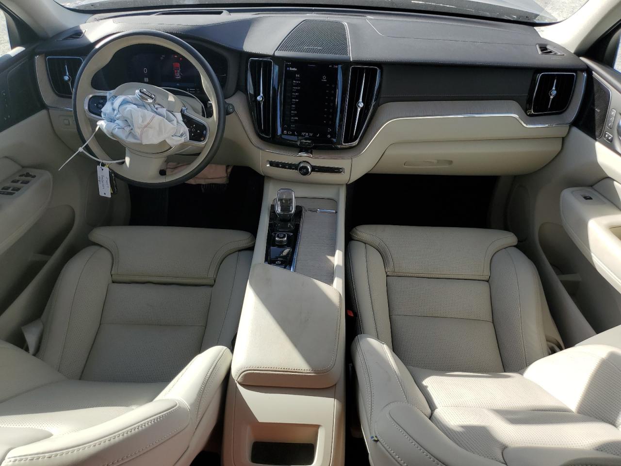 2022 VOLVO XC60 T8 RECHARGE INSCRIPTION VIN:YV4H60DL2N1069891