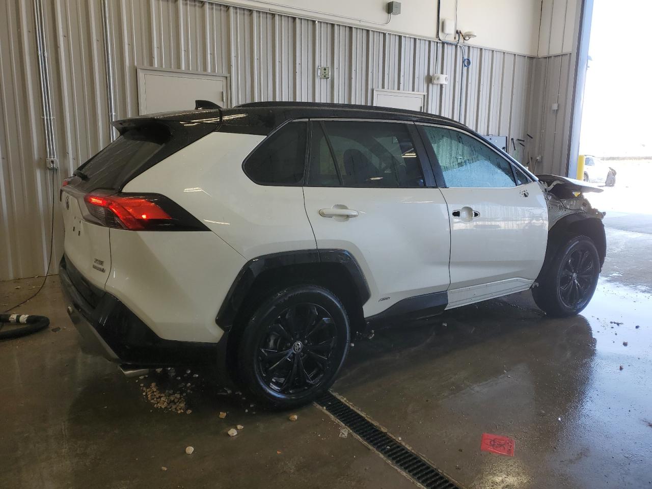 2022 TOYOTA RAV4 XSE VIN:4T3E6RFV4NU084581