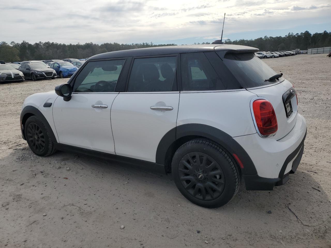 2024 MINI COOPER  VIN:WMW33DK00R2U88843