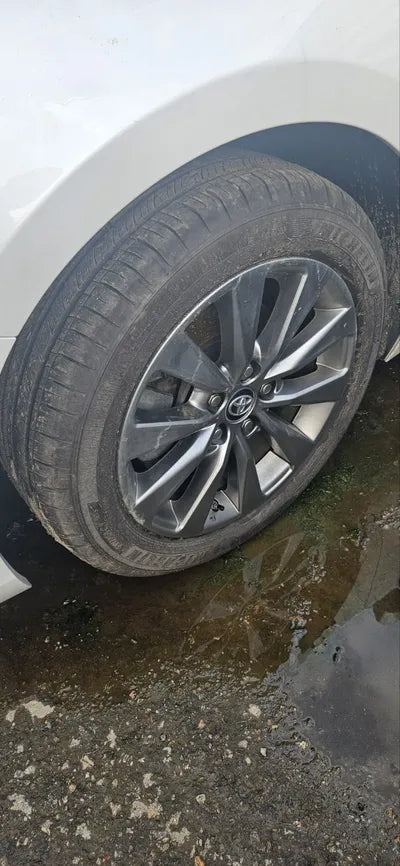 2017 Toyota Camry VIN: