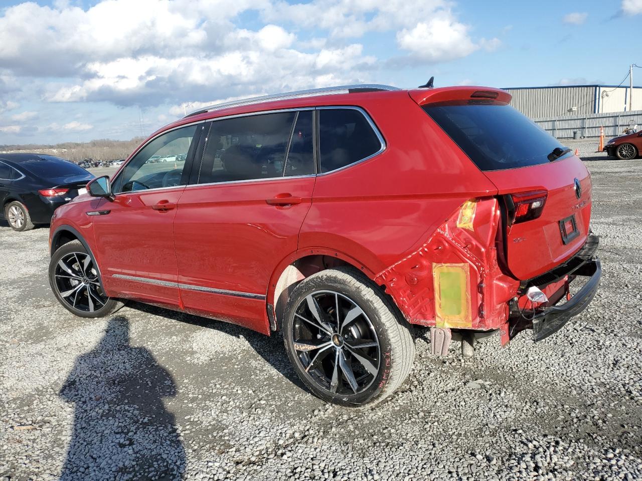 2024 VOLKSWAGEN TIGUAN SEL R-LINE BLACK VIN:3VV4B7AX7RM150652
