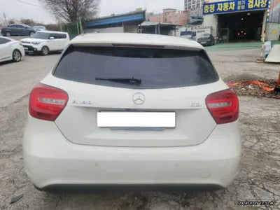 2015 Mercedes-Benz A 180 WDDBF1CB1FJ332631 VIN:WDDBF1CB1FJ332631