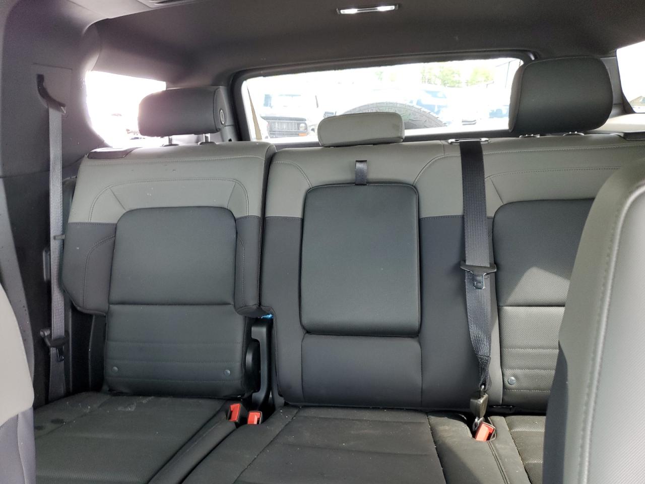 2024 GMC HUMMER SUV 2X VIN:1GKB0NDE0RU109550