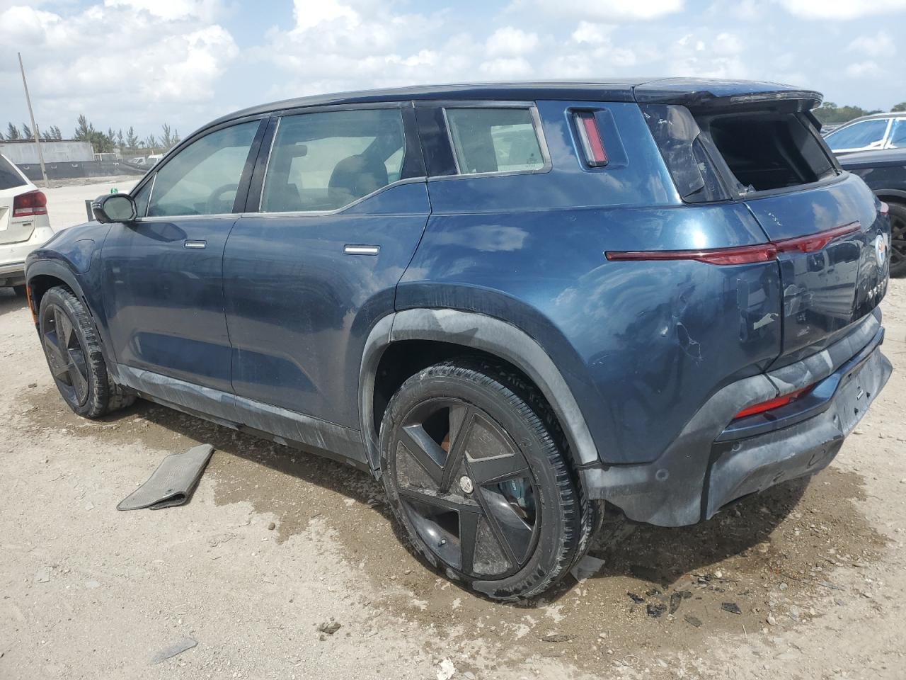 2023 FISKER INC. OCEAN OCEAN ONE VIN:VCF1ZBU22PG005560