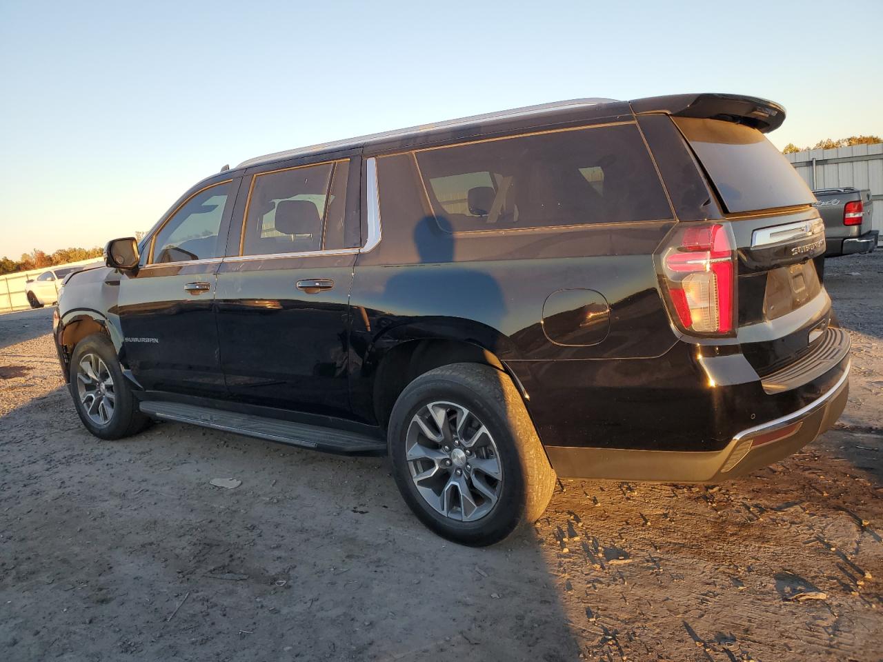 2023 CHEVROLET SUBURBAN K1500 LT VIN:1GNSKCKD8PR166476