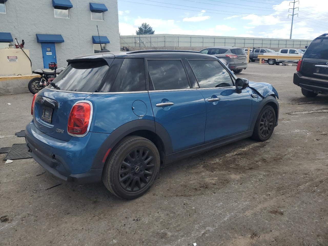 2023 MINI COOPER  VIN:WMW33DK03P2S76113