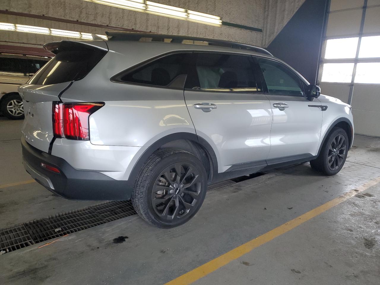 2022 KIA SORENTO SX VIN:5XYRKDLF5NG075481