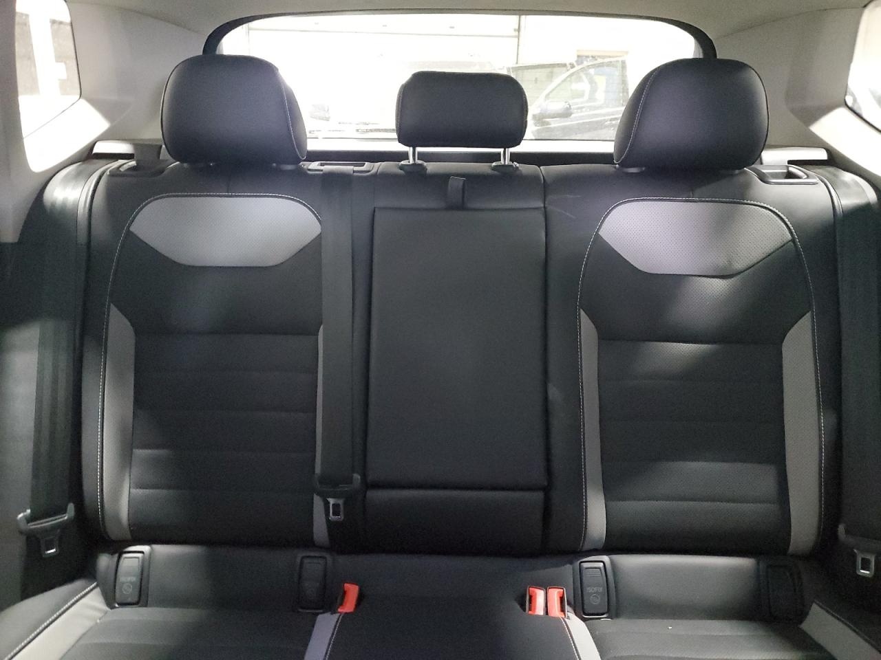 2022 VOLKSWAGEN TAOS SEL VIN:3VV2X7B2XNM061437