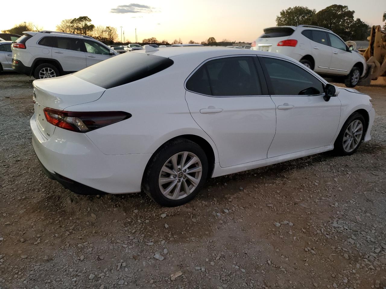 2024 TOYOTA CAMRY LE VIN:4T1R11AK4RU919687