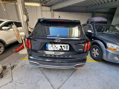 2021 Kia Sorento KNARH81GBMA037677 VIN:KNARH81GBMA037677