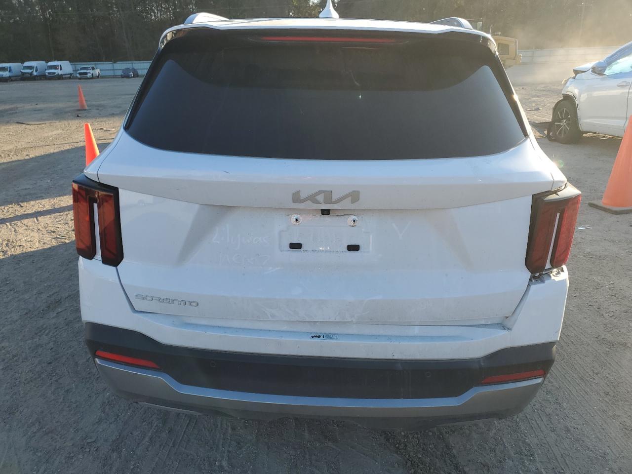 2024 KIA SORENTO EX VIN:5XYRH4JF8RG284978