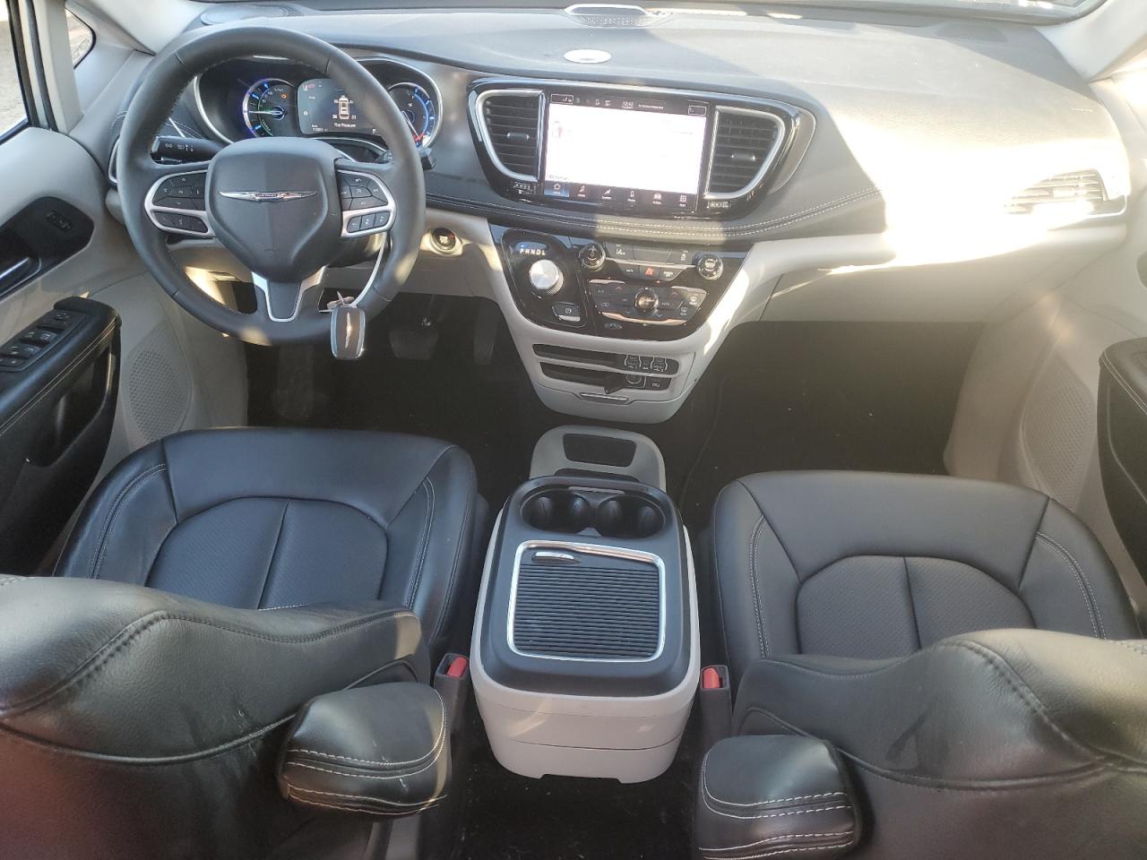 2022 CHRYSLER PACIFICA HYBRID TOURING L VIN:2C4RC1L73NR212630
