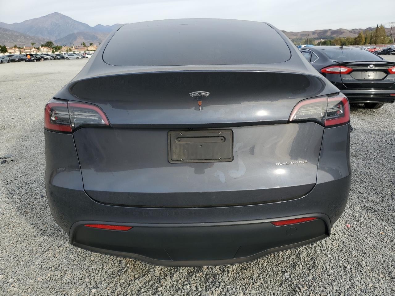 2023 TESLA MODEL Y  VIN:7SAYGDEE7PA074439