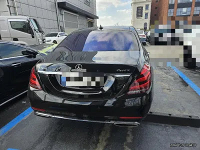 2019 Mercedes-Benz S 560 VIN: