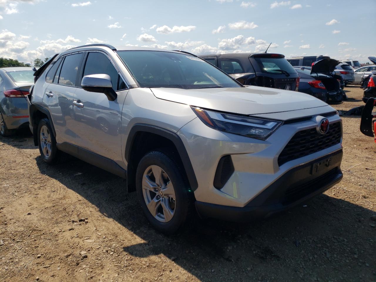 2023 TOYOTA RAV4 XLE VIN:2T3P1RFV9PW402687