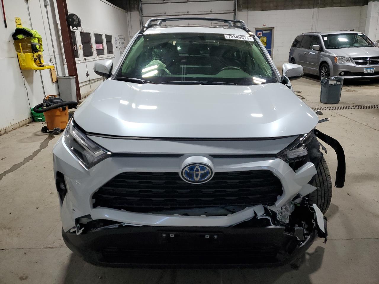 2024 TOYOTA RAV4 XLE PREMIUM VIN:JTMB6RFV8RJ043054