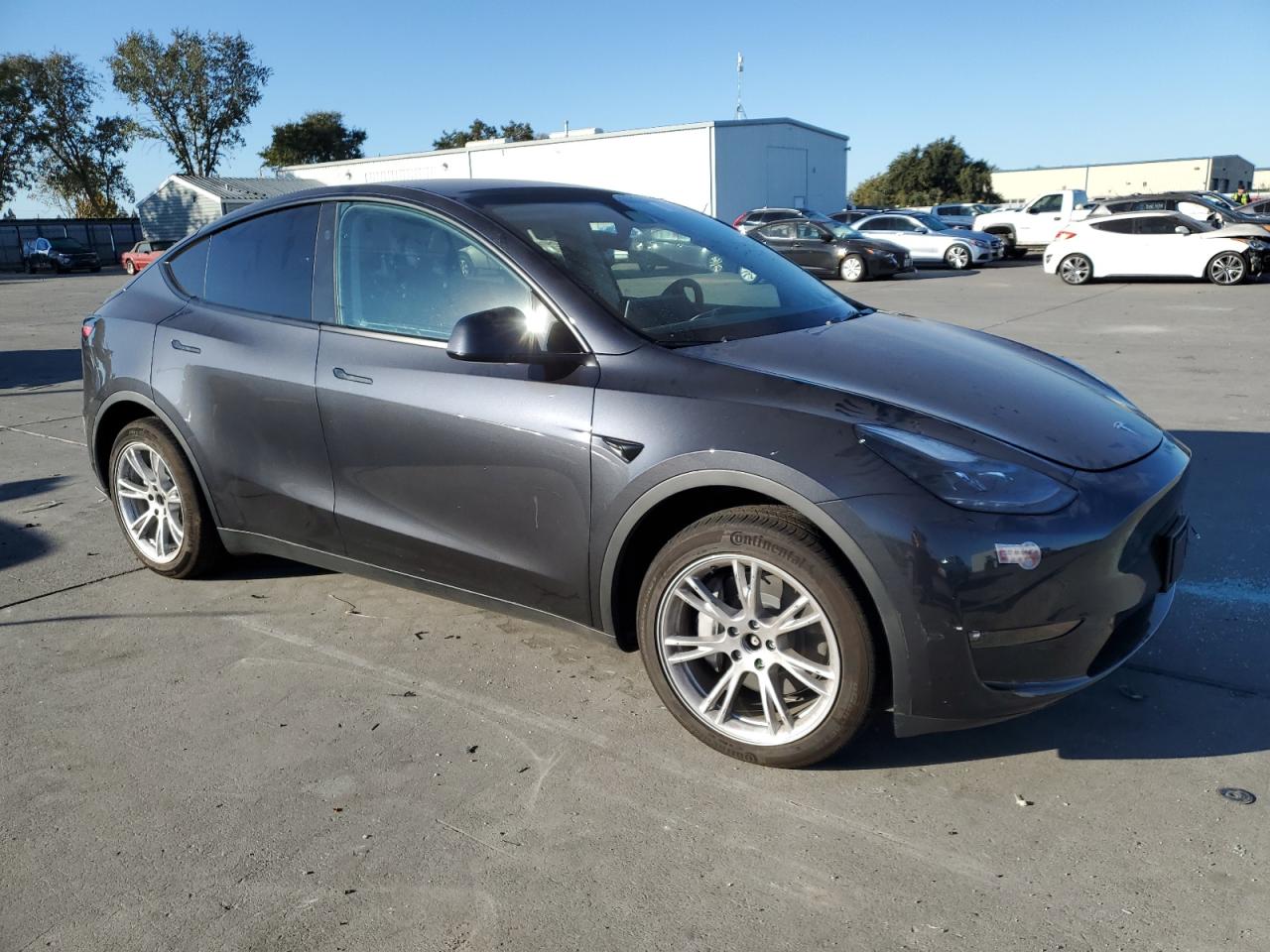 2024 TESLA MODEL Y  VIN:7SAYGAEE3RF020219