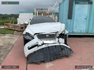 2018 Jaguar XJ SAJAA1290HNW06692 VIN:SAJAA1290HNW06692