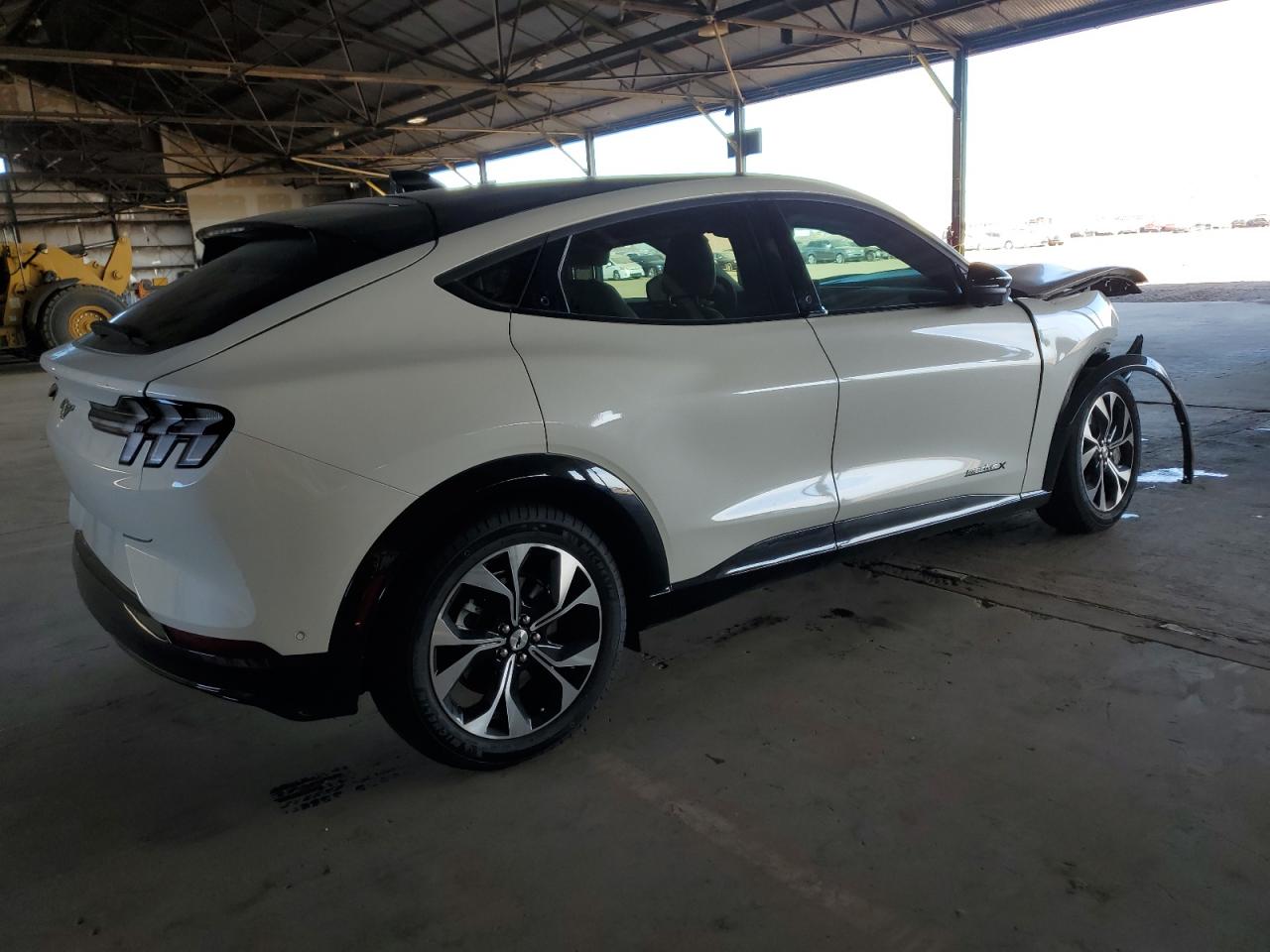 2023 FORD MUSTANG MACH-E PREMIUM VIN:3FMTK3R7XPMA27105