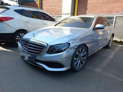 2017 Mercedes-Benz E 220 WDDZF0EB8JA304579 VIN:WDDZF0EB8JA304579