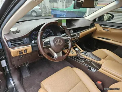 2018 Lexus ES 300 VIN: