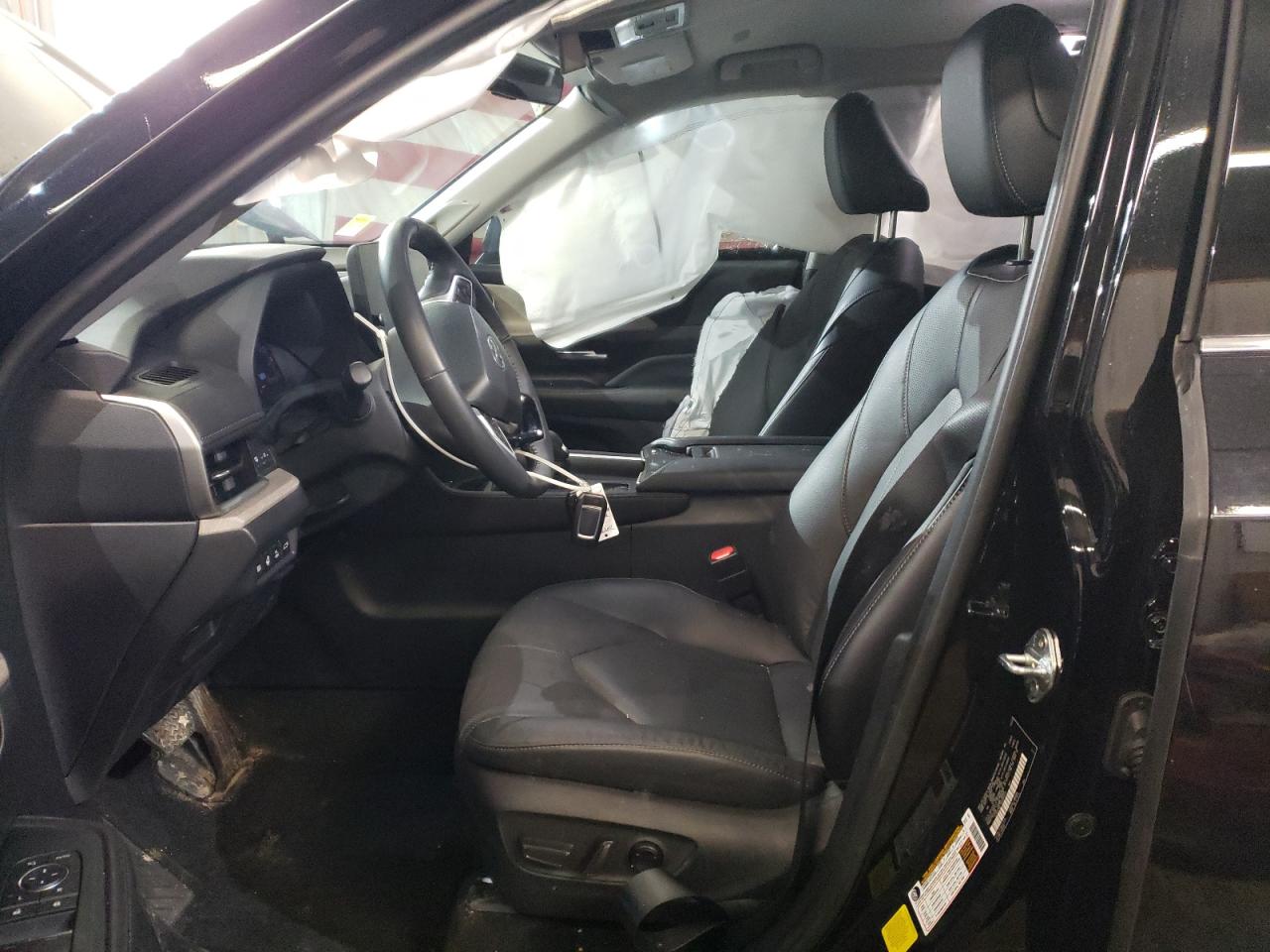 2024 TOYOTA GRAND HIGHLANDER XLE VIN:5TDACAB51RS007477